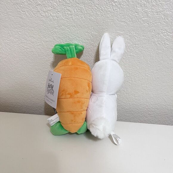 Hallmark Better Together Bunny and Carrot Magnetic Plush Pair Set w/ TAGS - Picture 5 of 7
